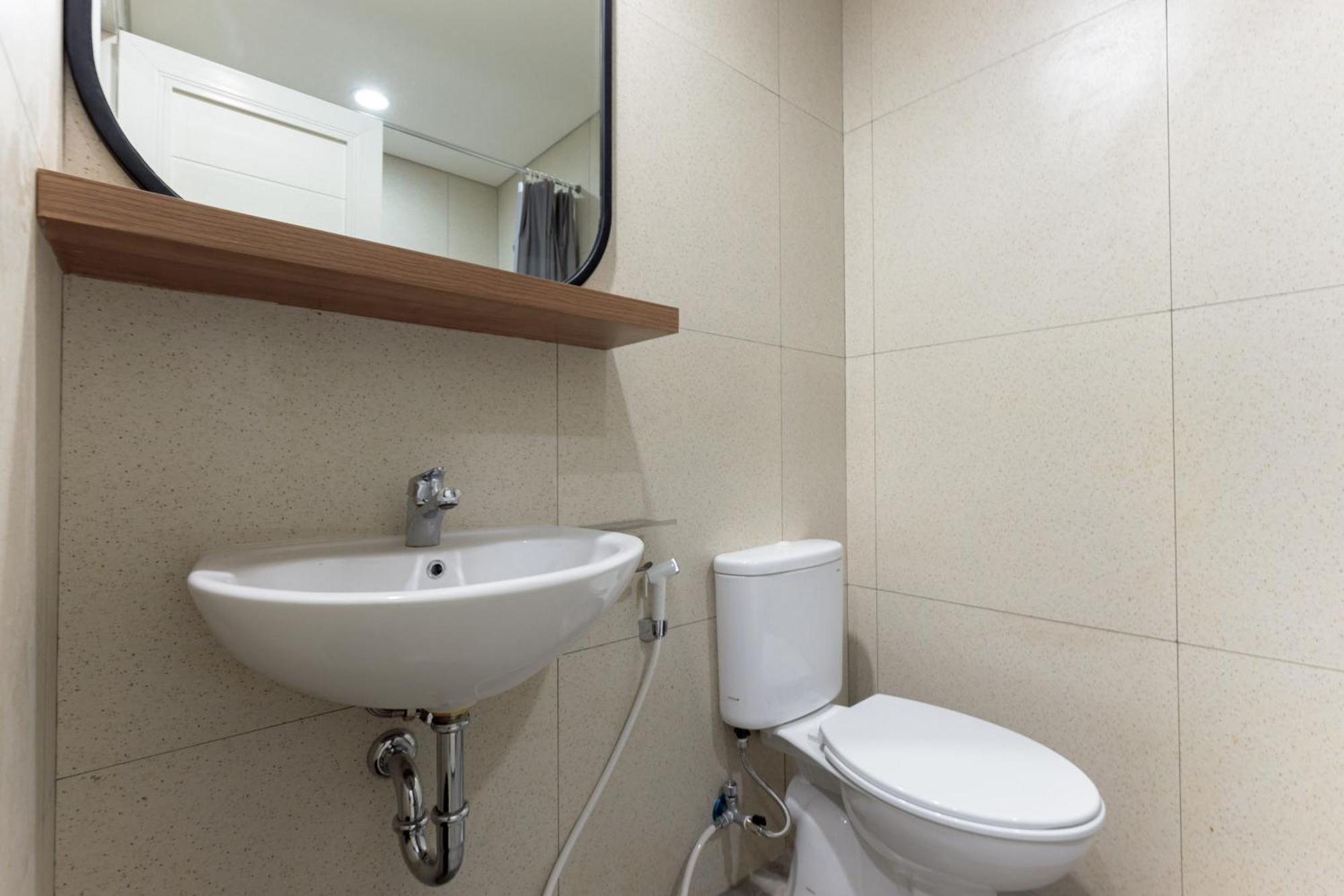 Sans Hotel Kelapa Gading Giacarta Esterno foto